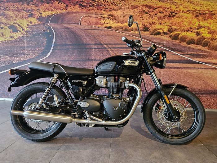 2025 Triumph Bonneville T100 (900cc) Bonneville Black