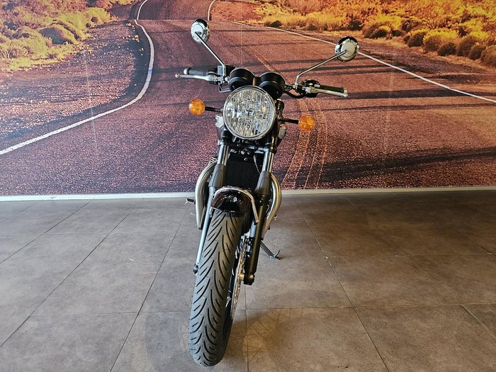 2025 Triumph Bonneville T100 (900cc) Bonneville Black