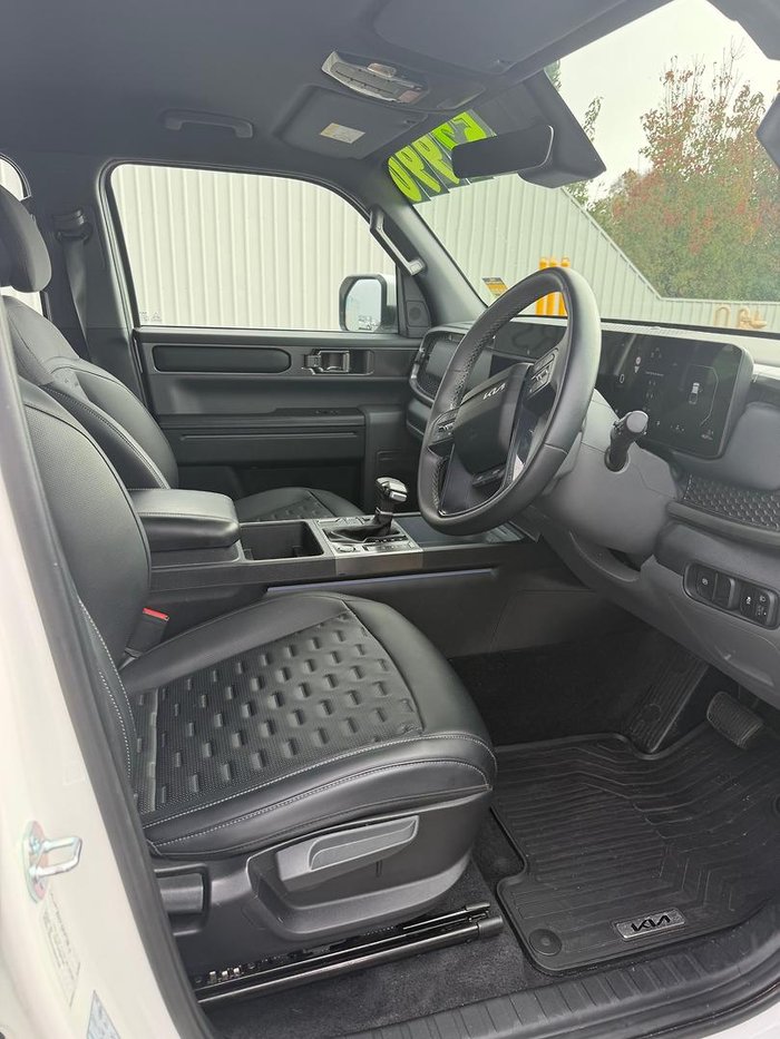 2025 Kia Tasman SX+