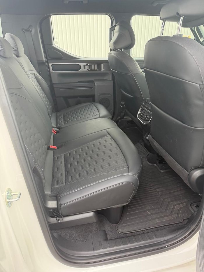 2025 Kia Tasman SX+