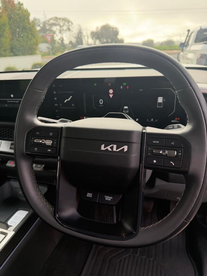 2025 Kia Tasman SX+