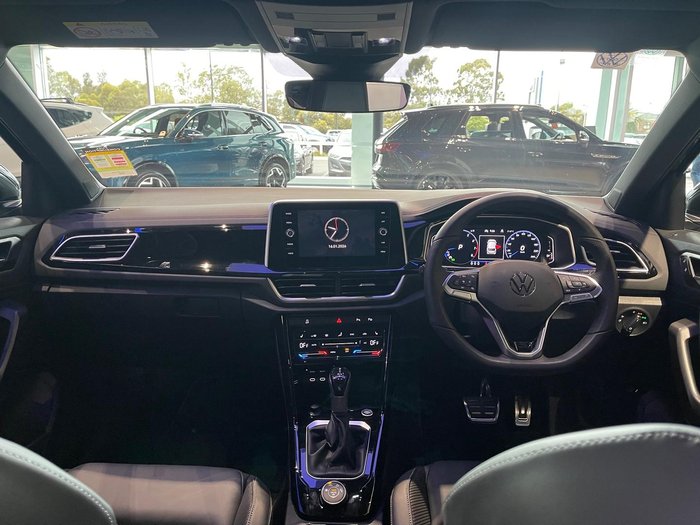 2025 Volkswagen T-Roc 140TSI R-Line