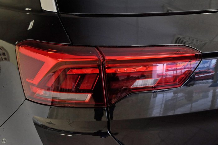 2025 Volkswagen T-Roc 140TSI R-Line