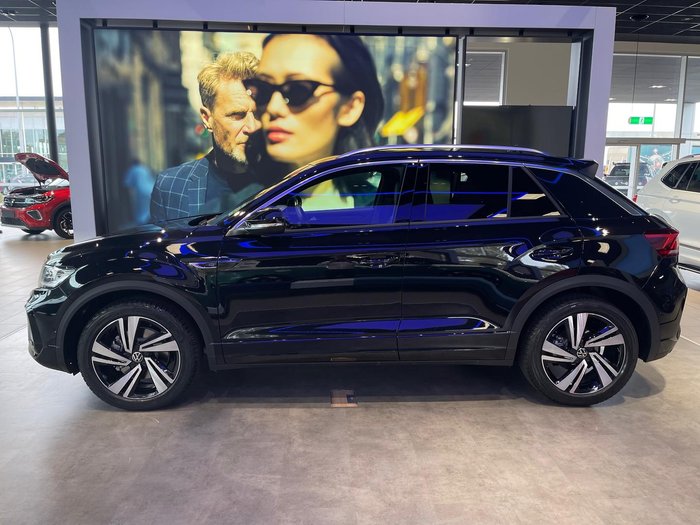 2025 Volkswagen T-Roc 140TSI R-Line