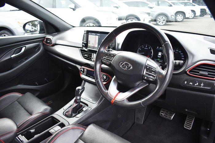 2017 Hyundai i30 SR PD MY18 Phantom Black