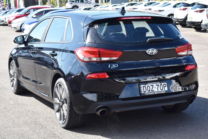 2017 Hyundai i30 SR PD MY18 Phantom Black