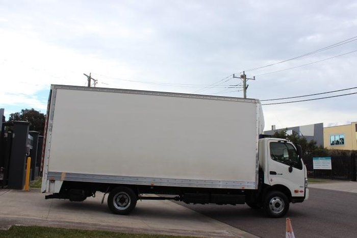 2016 Hino 921- 300 Series 921 AUTO LONG WHEEL BASE WHITE