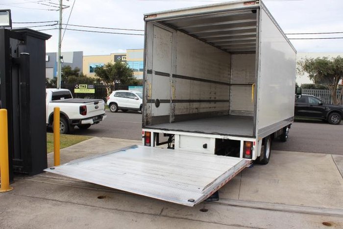 2016 Hino 921- 300 Series 921 AUTO LONG WHEEL BASE WHITE