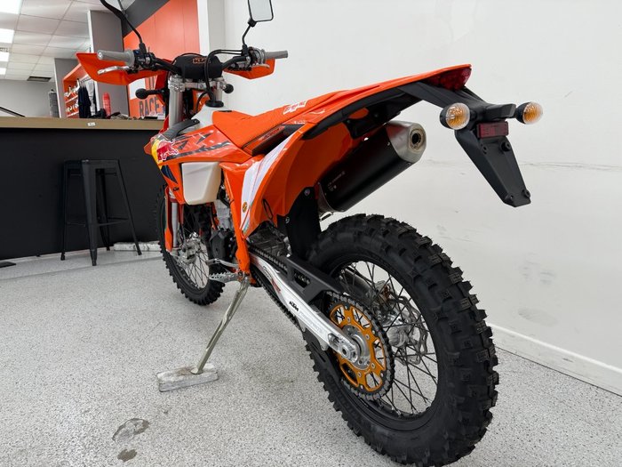 2025 Ktm 2025 Ktm 450CC 450 EXC-F CHAMPION EDITION Orange