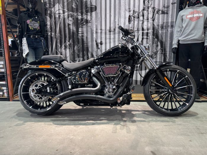 2025 Harley-davidson FXBR BREAKOUT (117) Vivid Black