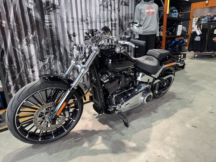 2025 Harley-davidson FXBR BREAKOUT (117) Vivid Black