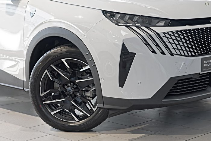 2025 Peugeot 5008 GT Premium Hybrid
