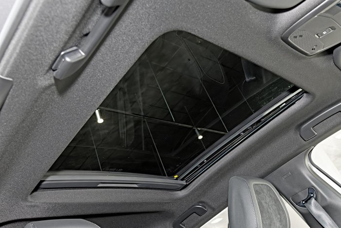 2025 Peugeot 2008 GT Hybrid P24 MY25 Artense Grey