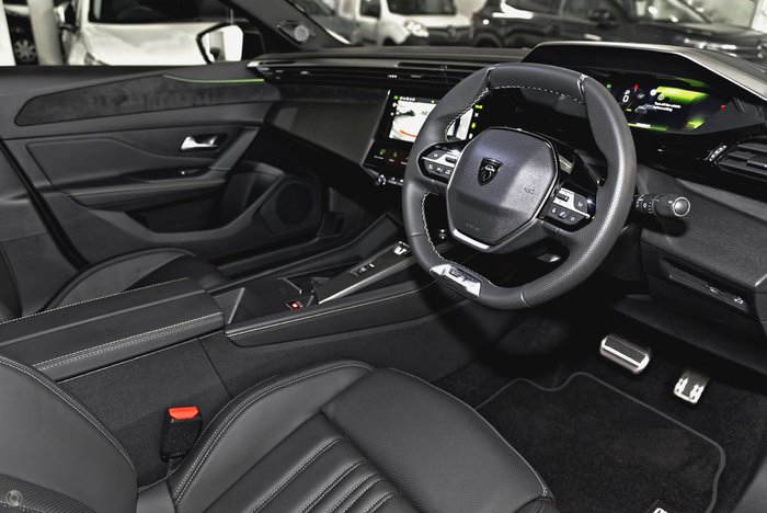 2025 Peugeot 408 GT Premium Hybrid