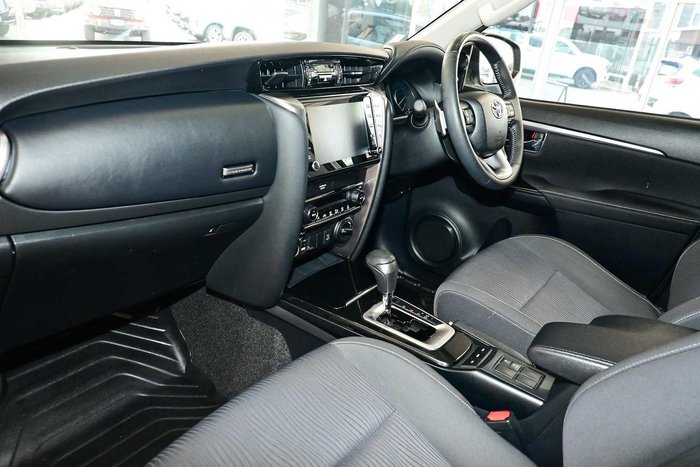 2021 Toyota Fortuner GXL