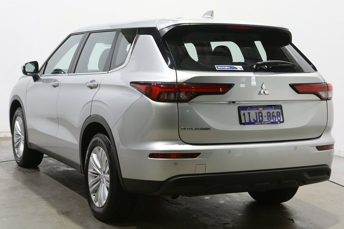 2024 Mitsubishi Outlander