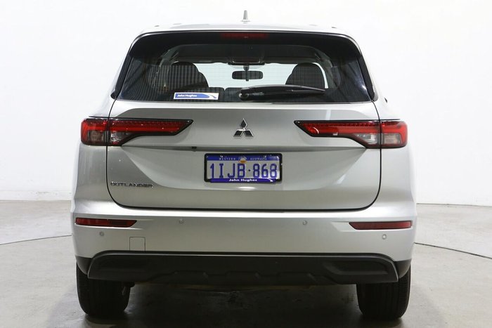 2024 Mitsubishi Outlander