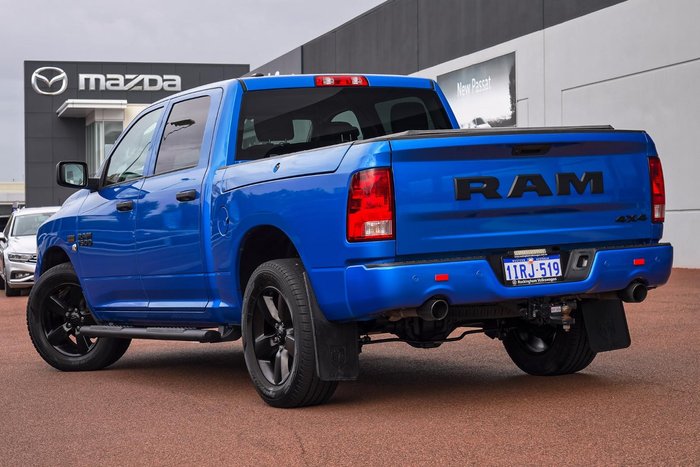 2022 RAM 1500 Express RamBox DS MY22 4X4 Dual Range Hydro Blue