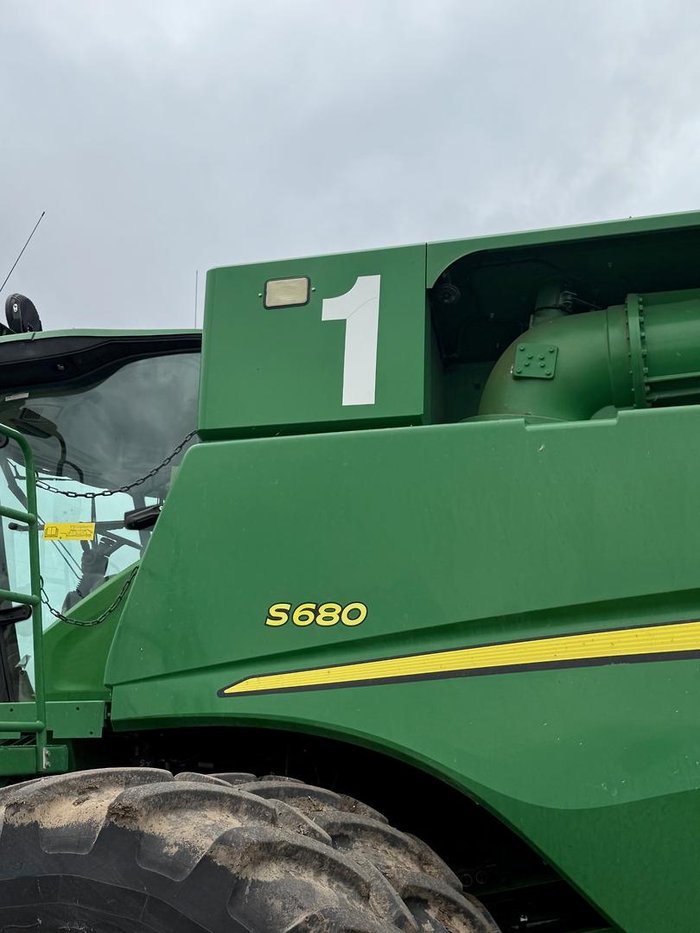 2016 John Deere S680 + 640D