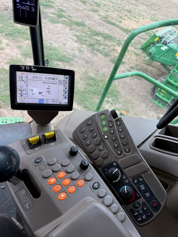 2016 John Deere S680 + 640D