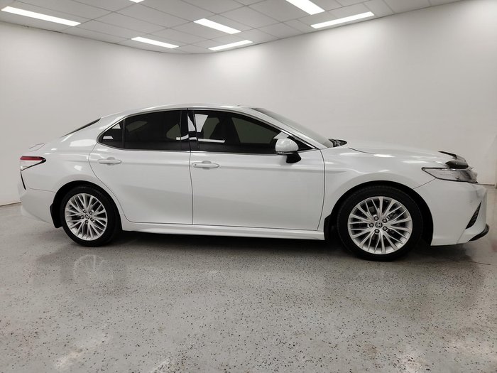 2020 Toyota Camry SL ASV70R Frosted White