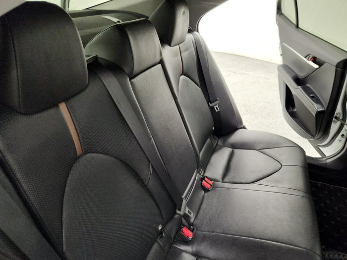 2020 Toyota Camry SL ASV70R Frosted White