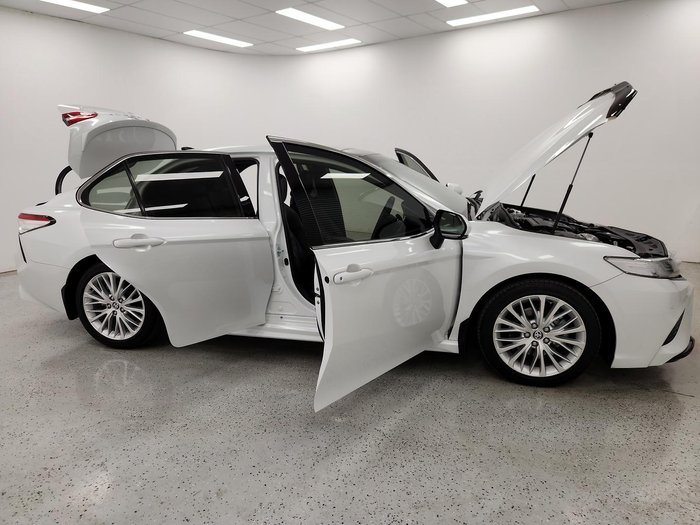 2020 Toyota Camry SL ASV70R Frosted White