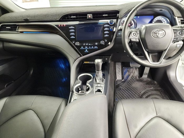 2020 Toyota Camry SL ASV70R Frosted White