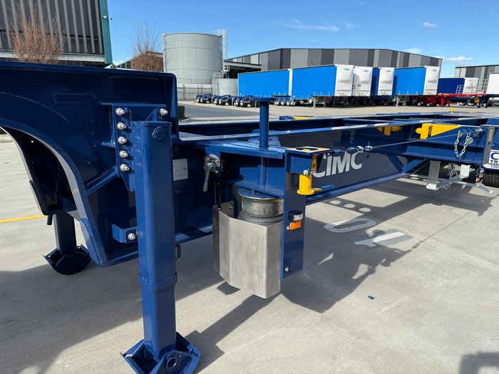 2025 CIMC 40' Drop Deck Skeletal