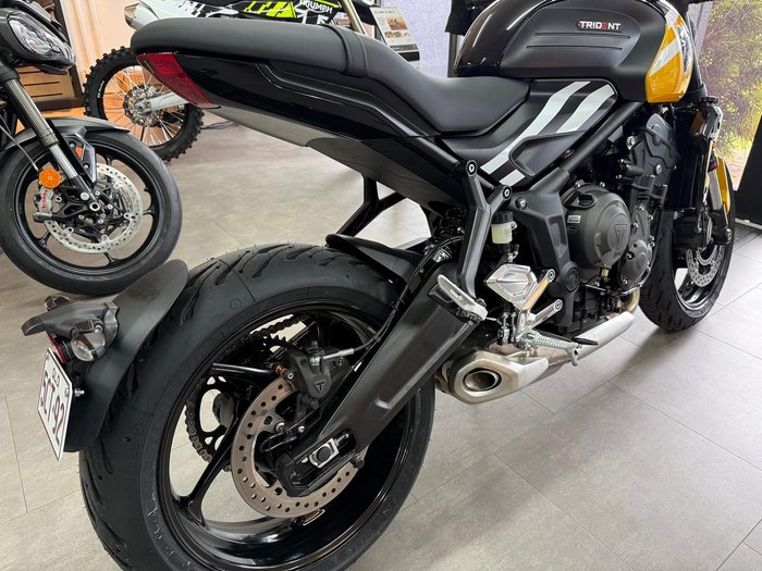 2025 Triumph Trident 660 Trident Yellow