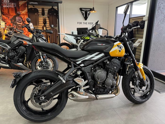 2025 Triumph Trident 660 Trident Yellow
