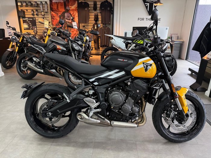 2025 Triumph Trident 660 Trident Yellow