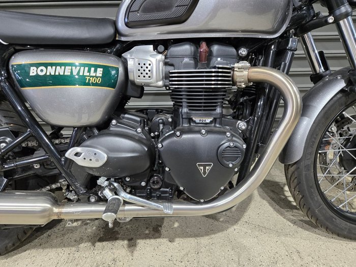 2022 Triumph BONNEVILLE T100 GOLDLINE SILVER