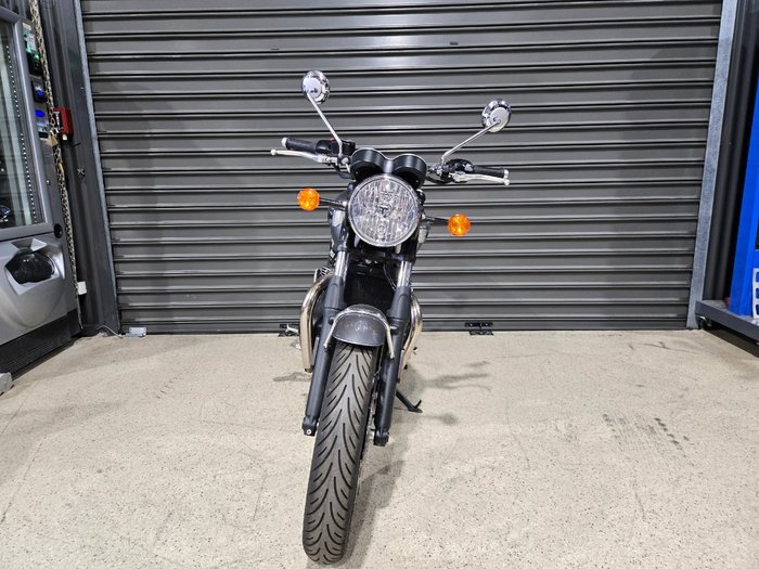 2022 Triumph BONNEVILLE T100 GOLDLINE SILVER