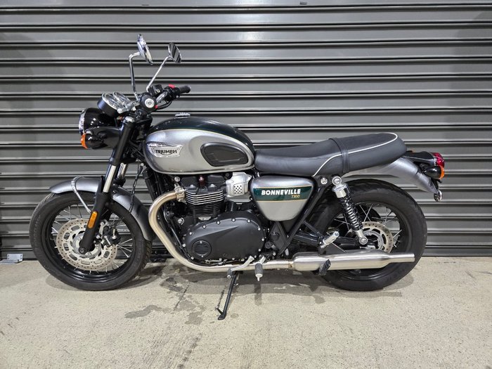 2022 Triumph BONNEVILLE T100 GOLDLINE SILVER