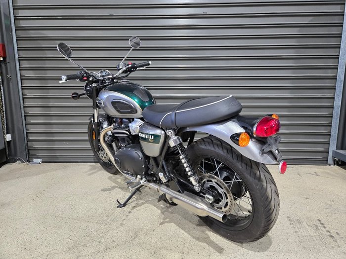 2022 Triumph BONNEVILLE T100 GOLDLINE SILVER