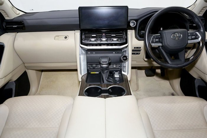 2022 Toyota Landcruiser Sahara