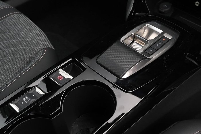 2025 Peugeot 2008 Allure Hybrid