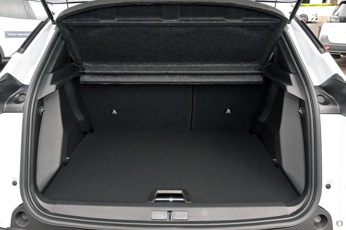 2025 Peugeot 2008 Allure Hybrid P24 MY25 Okenite White