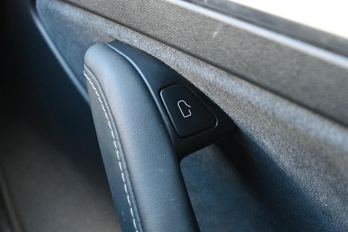 2021 Tesla Model 3 Standard Range Plus Black