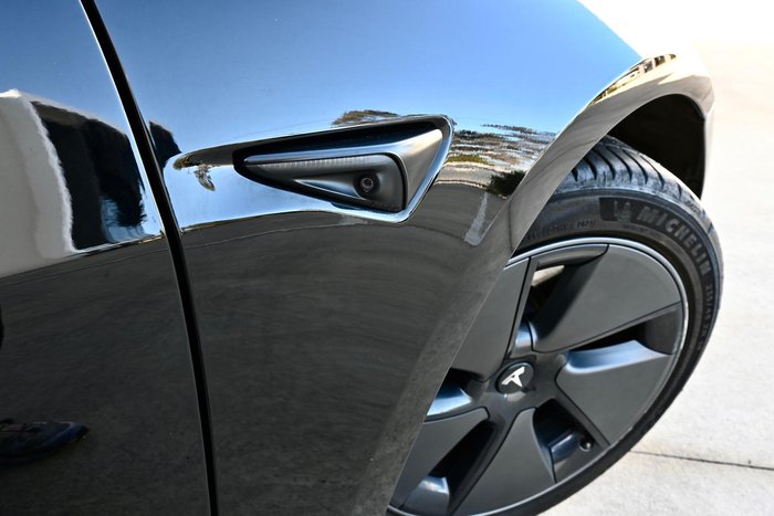 2021 Tesla Model 3 Standard Range Plus Black