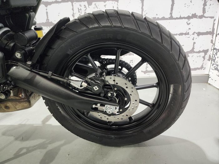 2025 Triumph Scrambler 400 X Scrambler Green