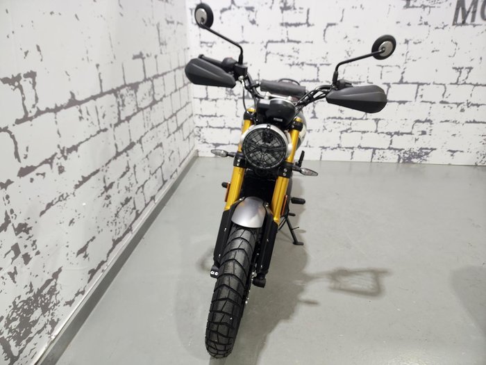 2025 Triumph Scrambler 400 X Scrambler Green