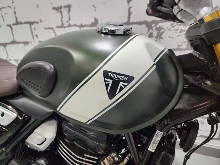 2025 Triumph Scrambler 400 X Scrambler Green