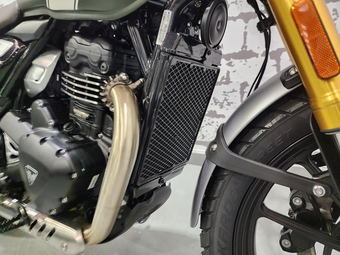 2025 Triumph Scrambler 400 X Scrambler Green