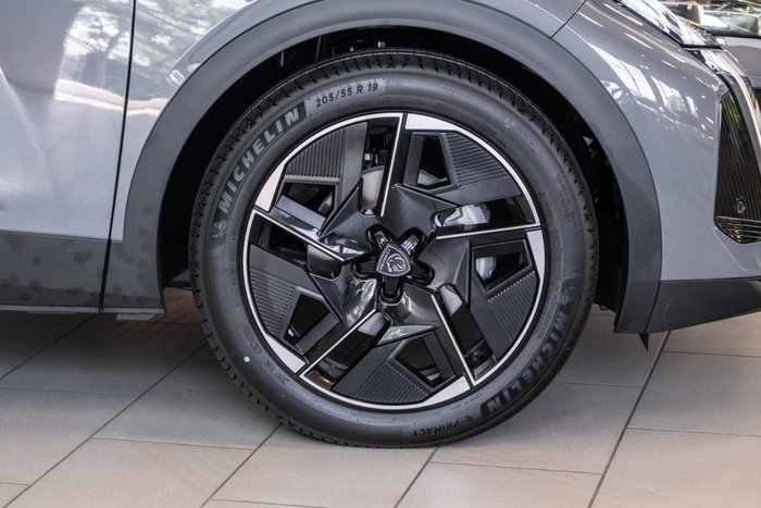 2025 Peugeot 408 GT Premium Hybrid