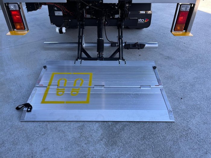 2025 Hino 300 Series 616 White