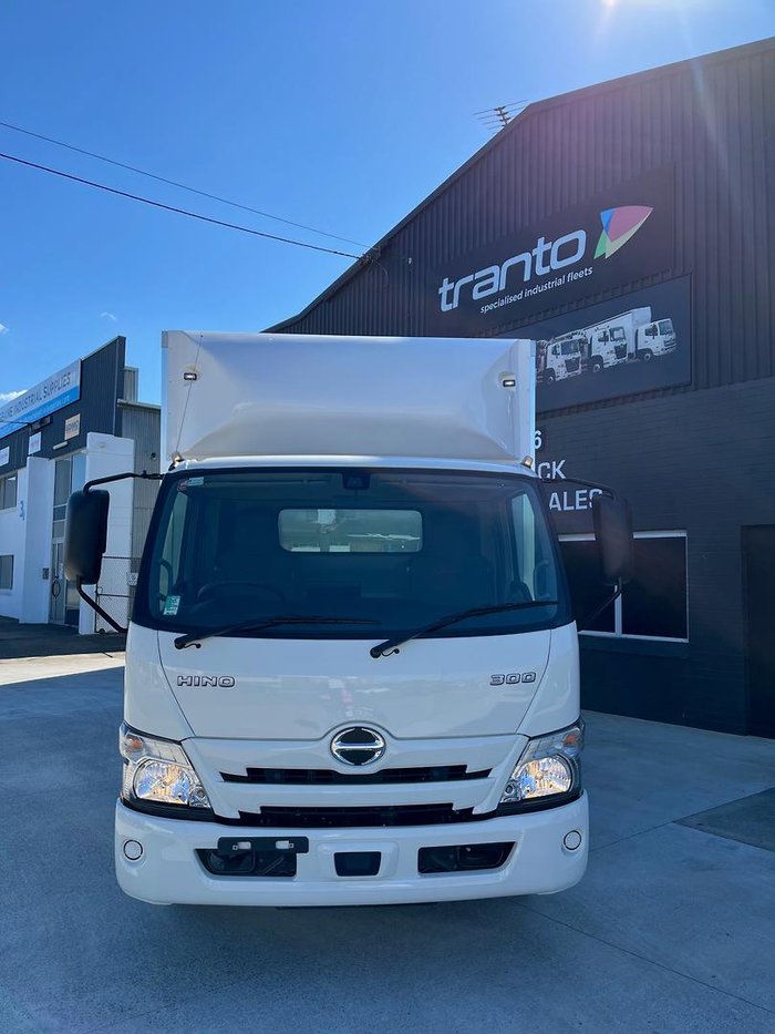 2025 Hino 300 Series 616 White
