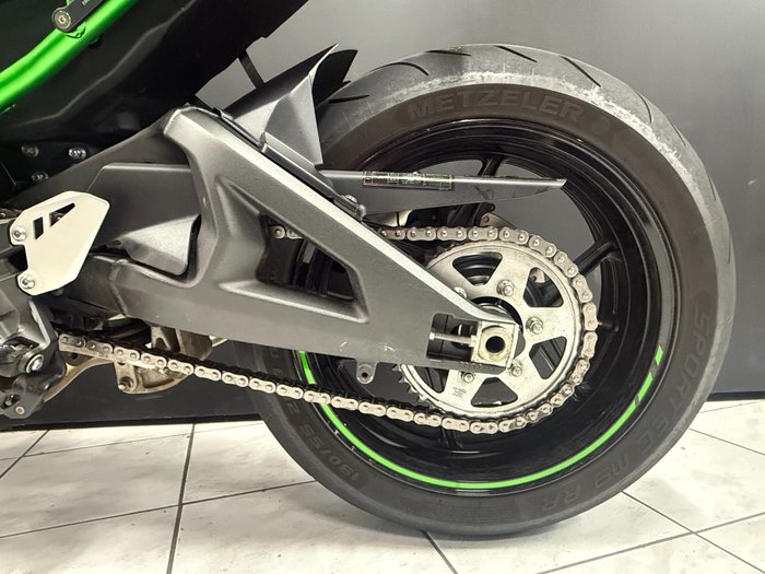 2021 Kawasaki Z H2 (ZR1000K) Green