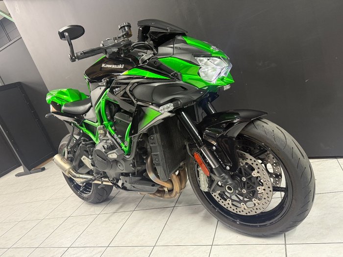 2021 Kawasaki Z H2 (ZR1000K) Green